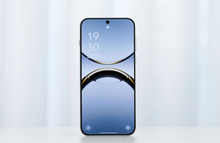OPPO Find X9真机首曝:电池增加1000多mAh